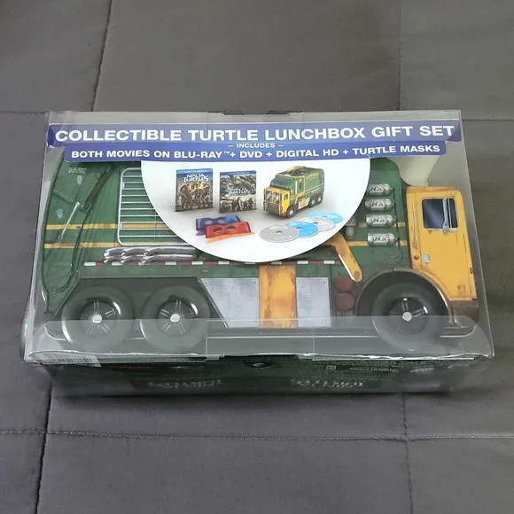 Teenage Mutant Ninja Turtles. Collectible Turtle Lunchbox Gift Set - Picture 2 of 13